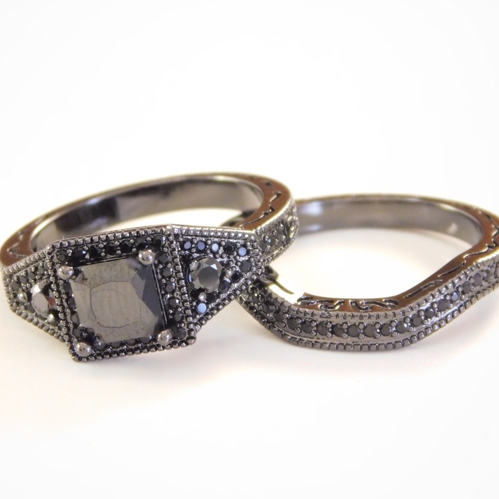 Black Gunmetal Victorian Style 2 pc. Ring set